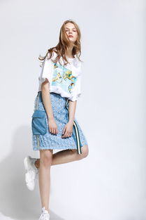 女裝與鞋帽 時尚設計中的和諧統(tǒng)一