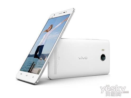 vivo雙子星Xshot & Xplay3S亮相2015MWC 通訊技術(shù)的影像與影音雙突破